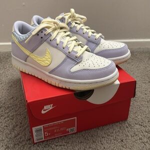 Nike dunk low SE Easter special